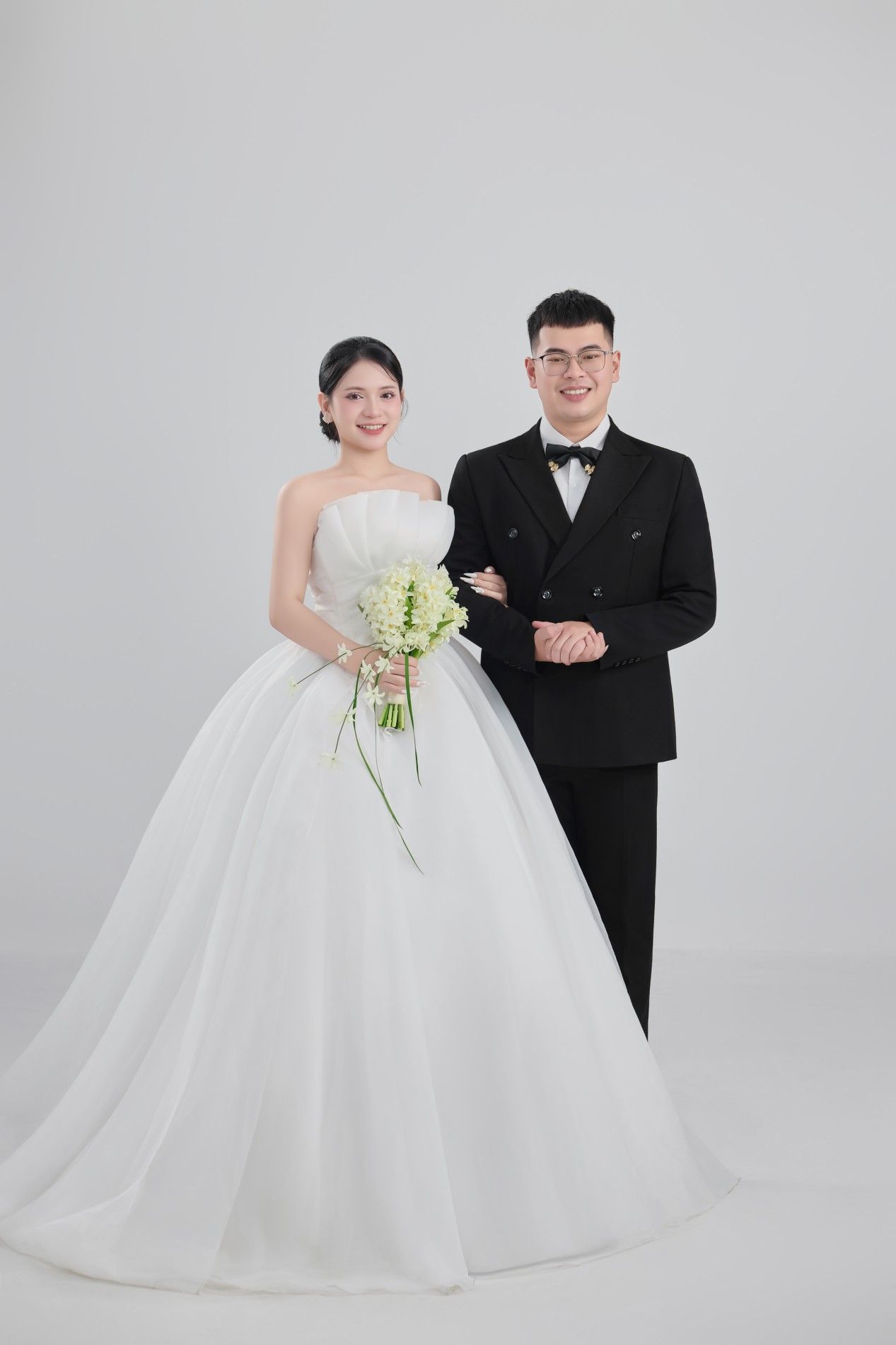 QUANG CHIẾN – THÚY HIỀN